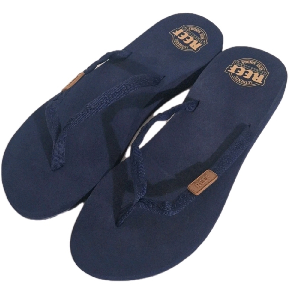 Reef Ginger Navy Blue Beach Pool Flip Flop Sandals Womens SIZE 12 EUC